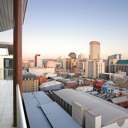 La Loft Apartments North Terrace Adelaide Kültér fotó