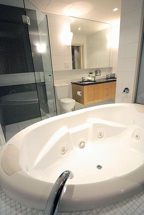 La Loft Apartments North Terrace Adelaide Kültér fotó